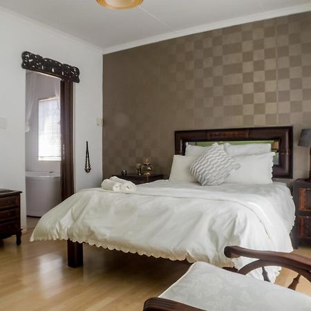 Seroloana Guest House Rustenburg Esterno foto