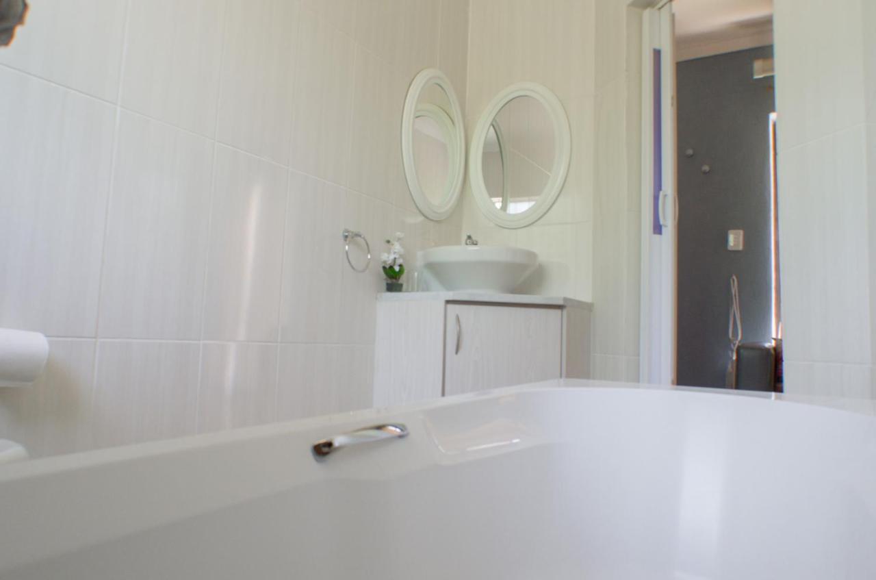 Seroloana Guest House Rustenburg Esterno foto