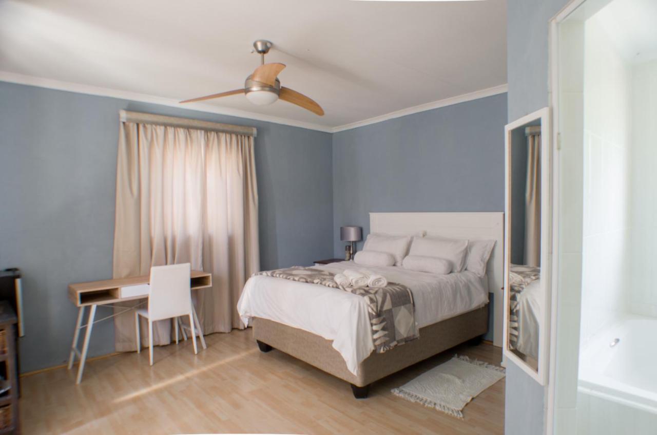 Seroloana Guest House Rustenburg Esterno foto