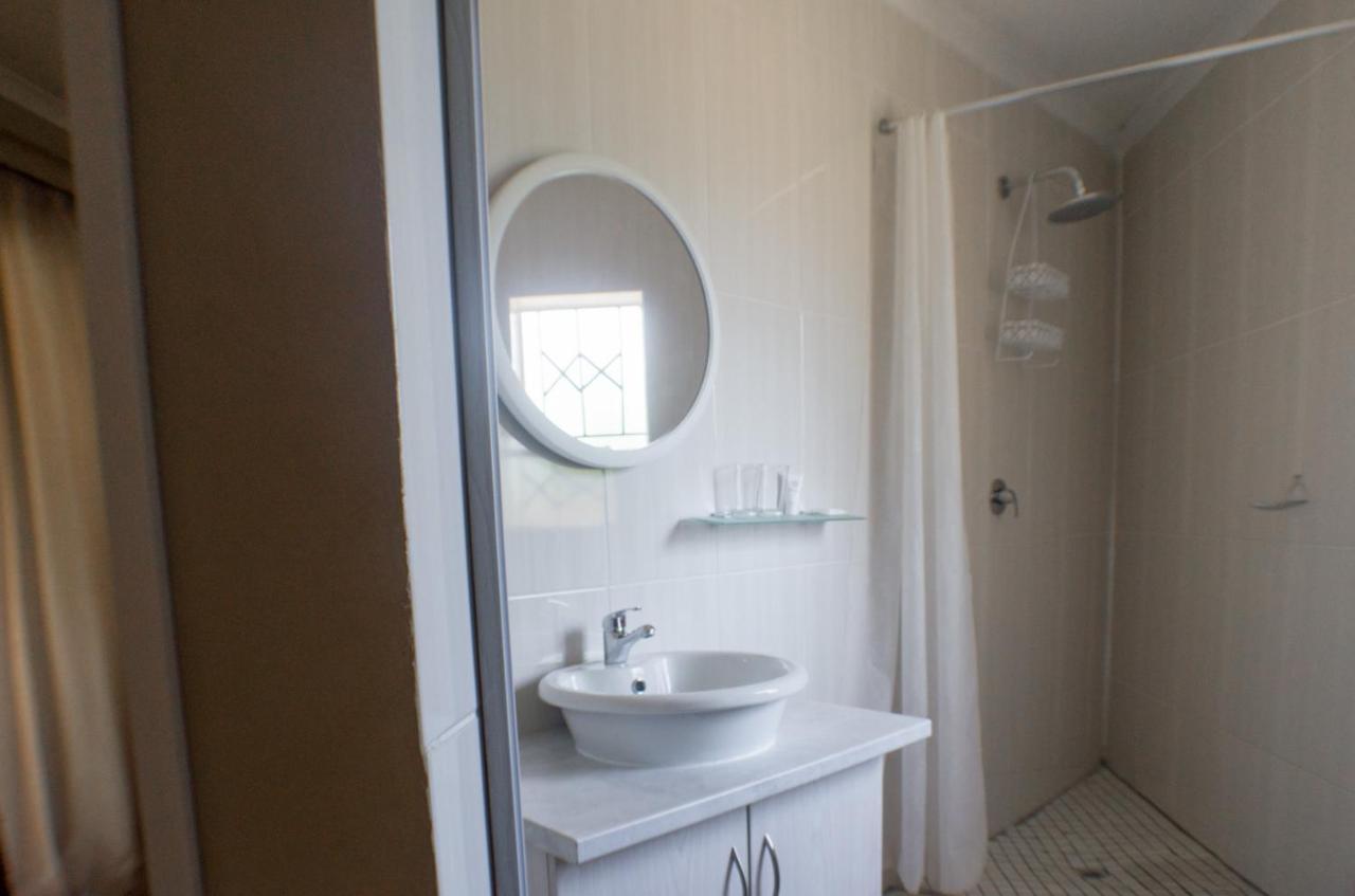 Seroloana Guest House Rustenburg Esterno foto