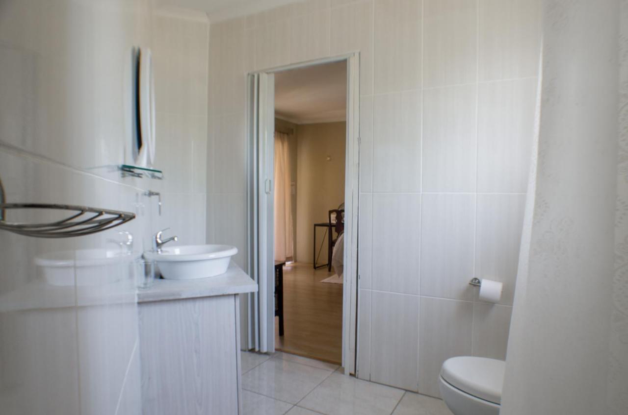 Seroloana Guest House Rustenburg Esterno foto