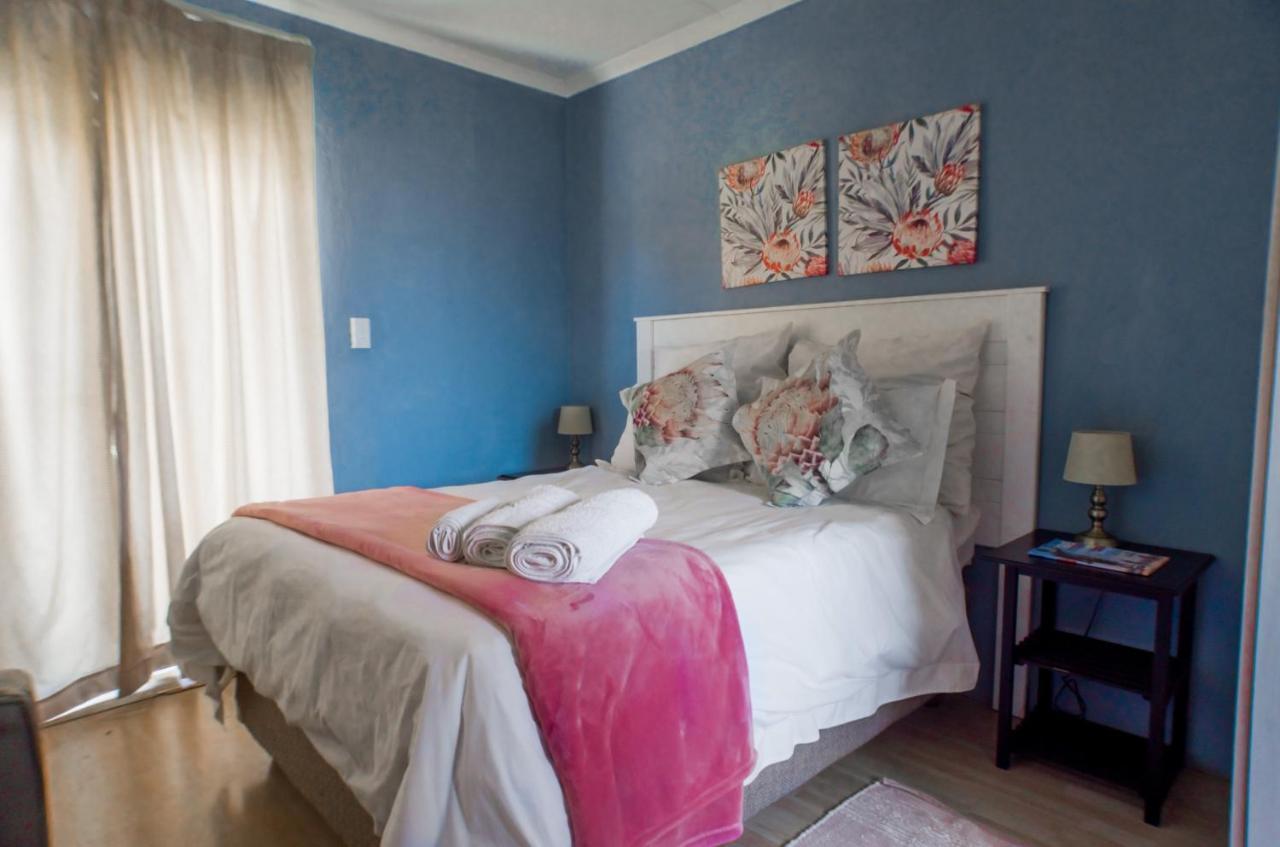 Seroloana Guest House Rustenburg Esterno foto