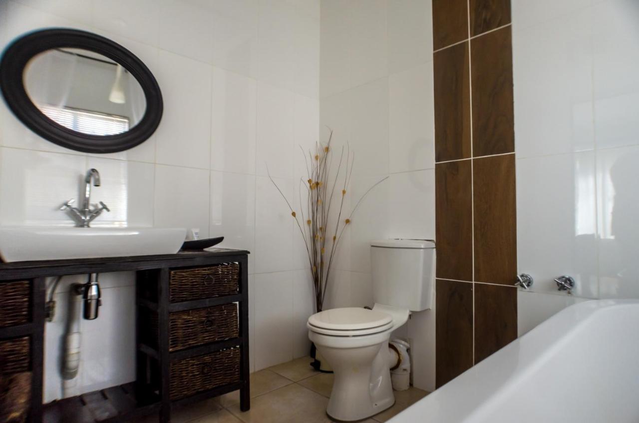 Seroloana Guest House Rustenburg Esterno foto